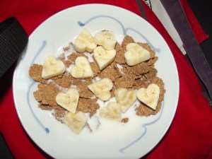 Bran flakes with banana hearts... so soppy and so healthy!