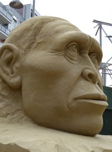 HOLLAND 2015 Oss sand sculptures (15)